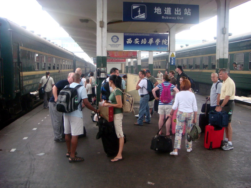 Image: /media/?path=/trips/2007-08-13 China/2007-08-19_Xi'an-Wudang/20070819-080744-0-Joe.jpg